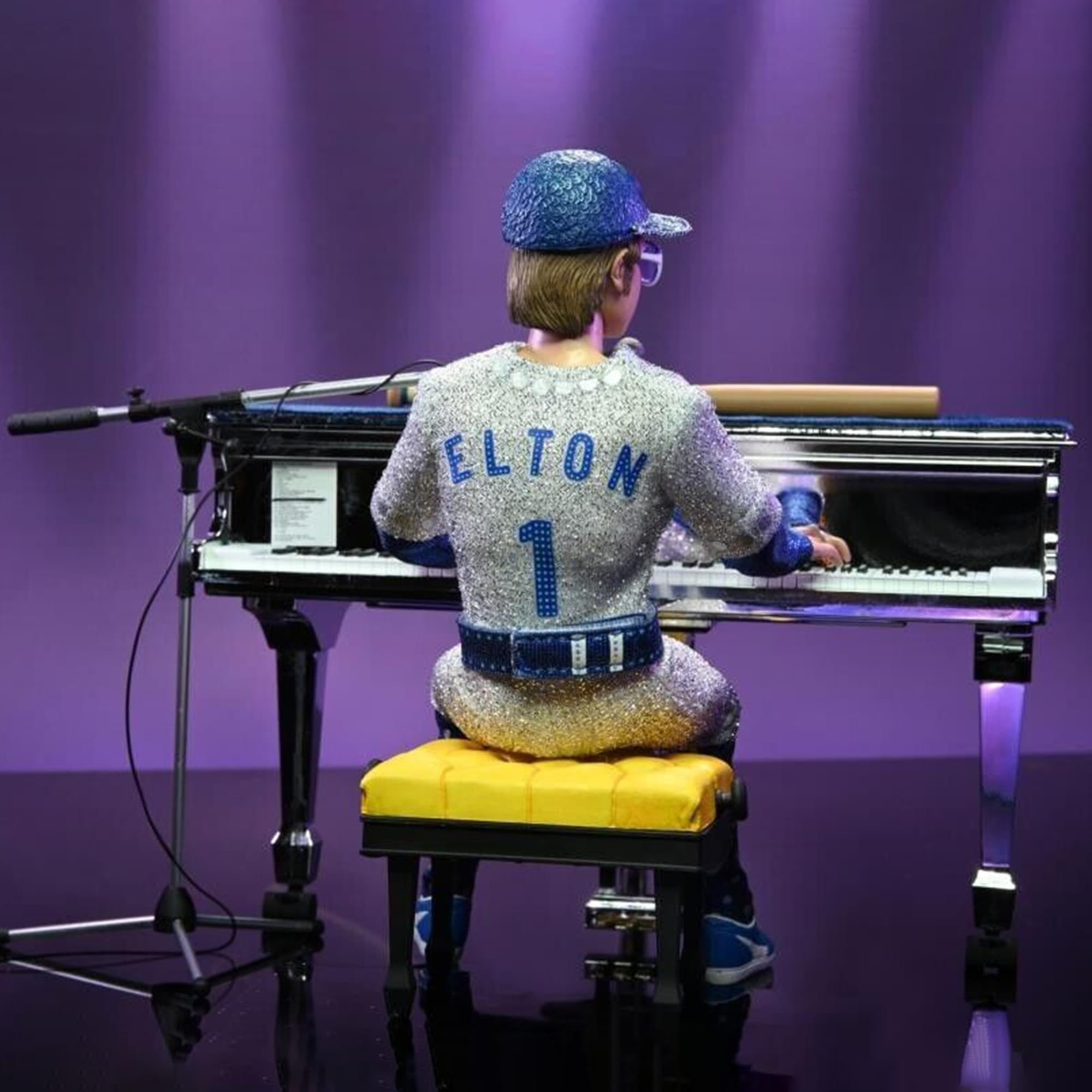 NECA Elton John Live 1975 8IN Clothed AF - Image 6