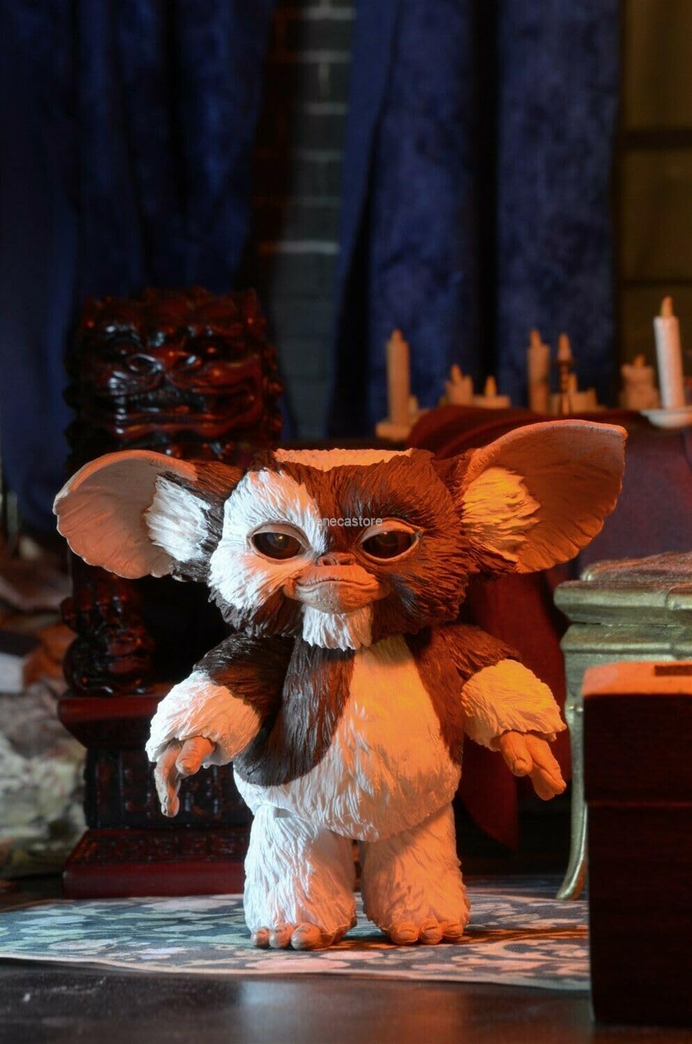NECA Gremlins - 7" Scale Action Figure - Ultimate Gizmo - Image 6